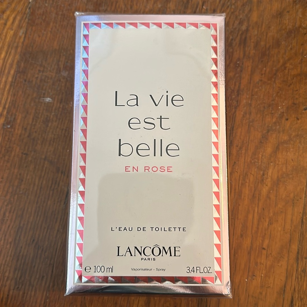La vie est belle en rose perfume 3.7 oz unopened